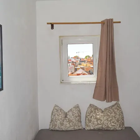Casa de hóspedes Olympo Shared Flat With Amazing River View Lisboa