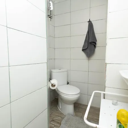 Olympo Shared Flat With Amazing River View Konukevi