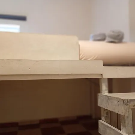 Olympo Shared Flat With Amazing River View 게스트하우스 리스본