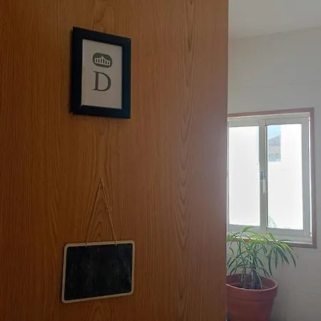 Гостевой дом Olympo Shared Flat With Amazing River View Лиссабон