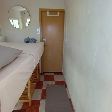 Olympo Shared Flat With Amazing River View 리스본