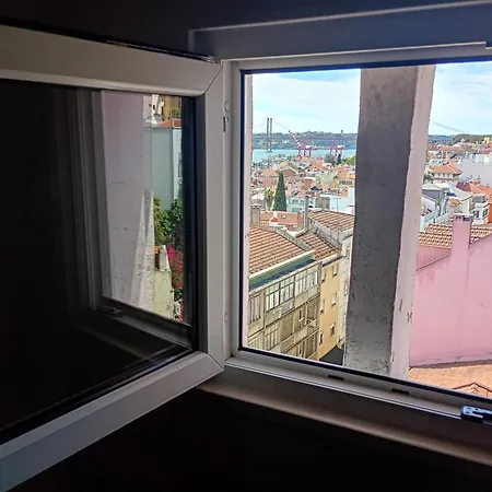 Гостевой дом Olympo Shared Flat With Amazing River View *