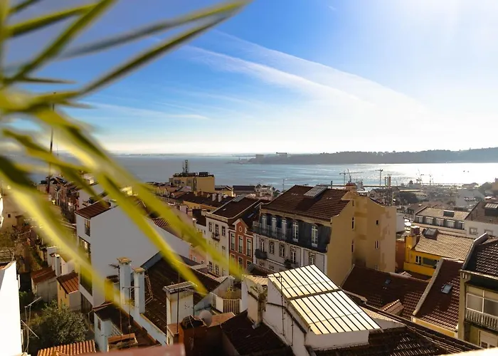 Olympo Shared Flat With Amazing River View Lisboa
